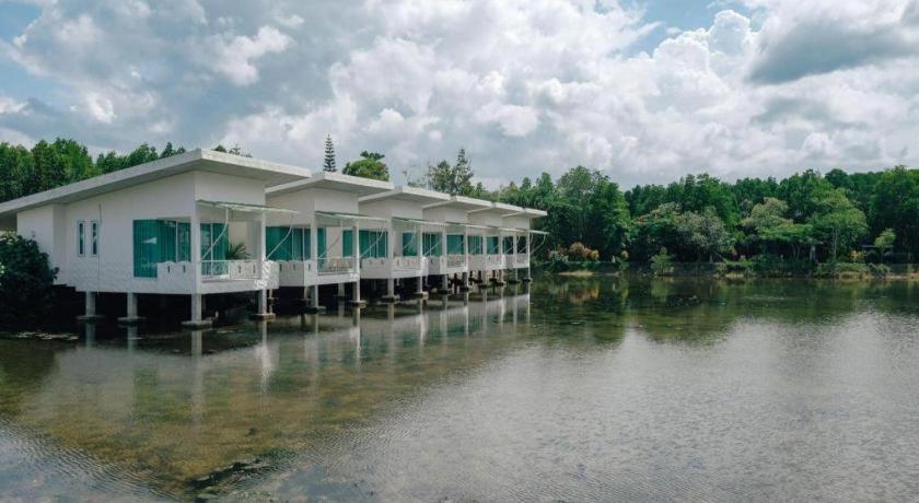 Anavilla Tangke Resort Khanom Exterior photo